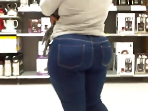 Obese BOOTY Ebon GILF In like manner Wanting Arse